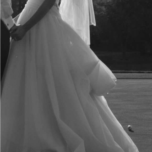 2010 Kenneth Pool size 12 for sale, bustles as shown (fits more like an 8/10) - Picture 7 of 13